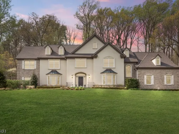 5 Cotswold Ln, Warren Twp., NJ 07059