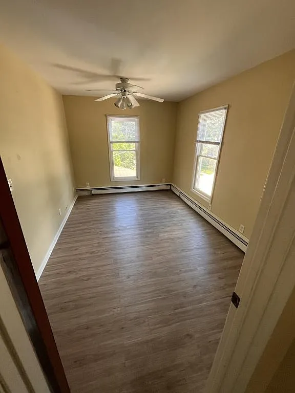 20 E Empire, Apt5 — Photo 3