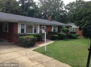1825 Knoll Dr, Oxon Hill, MD 20745