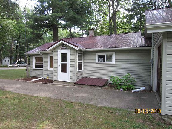 5th image of 125 Devonshire Dr