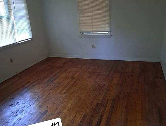 2nd image of 801 E McDonald St