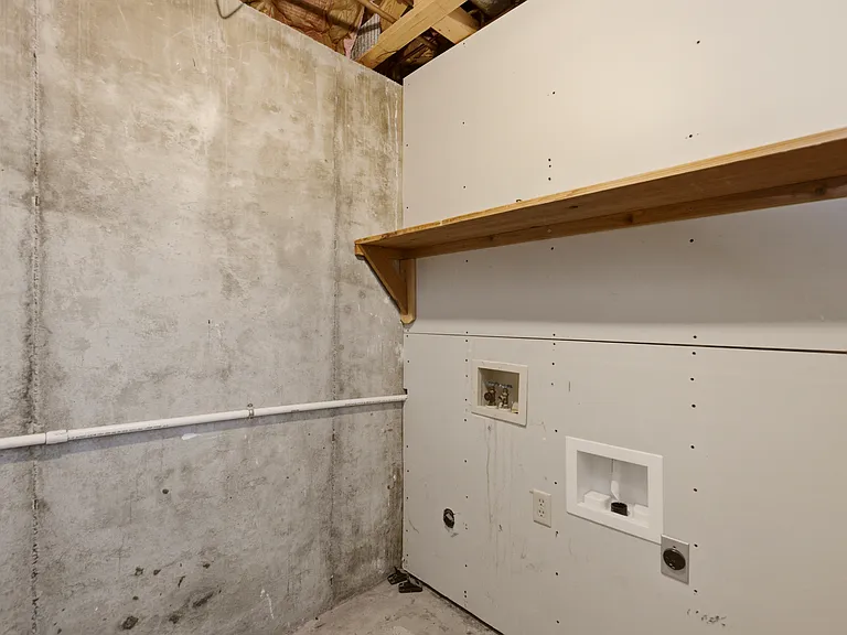 1428 N Rawhide St — Photo 16