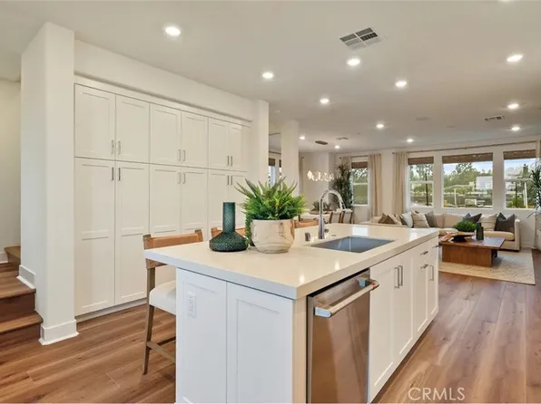 1803 Lychee St, Fullerton, CA 92833