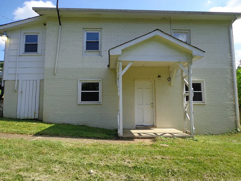 98 Stanley Main St — Photo 11