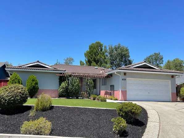 505 Gerard Ct, Pleasanton, CA 94566