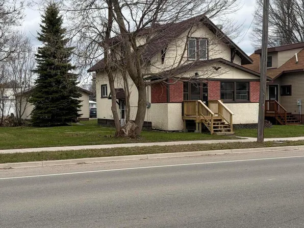 715 E Easterday Ave, Sault Sainte Marie, MI 49783