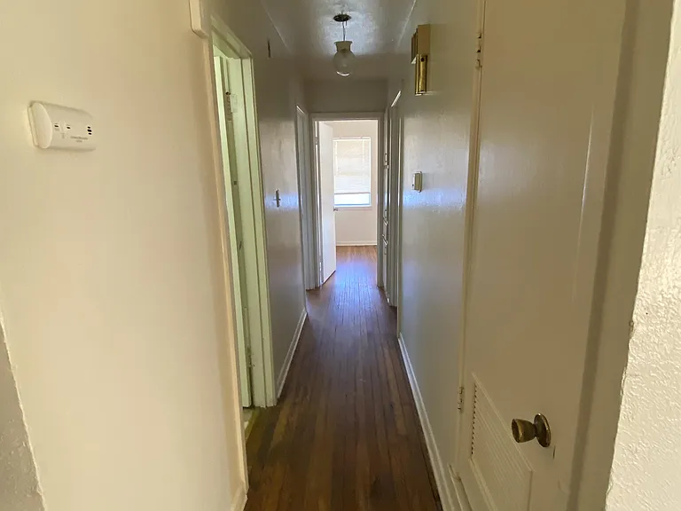 1002 Pine Dr — Photo 15