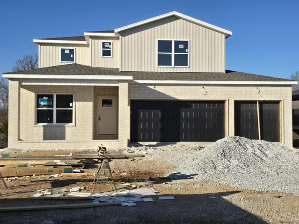 116 E Acacia Circle, Clever, MO 65631