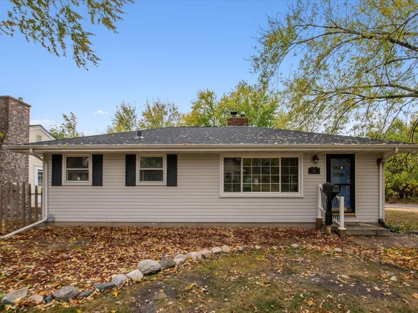 565 Frontenac Pl, Saint Paul, MN 55104
