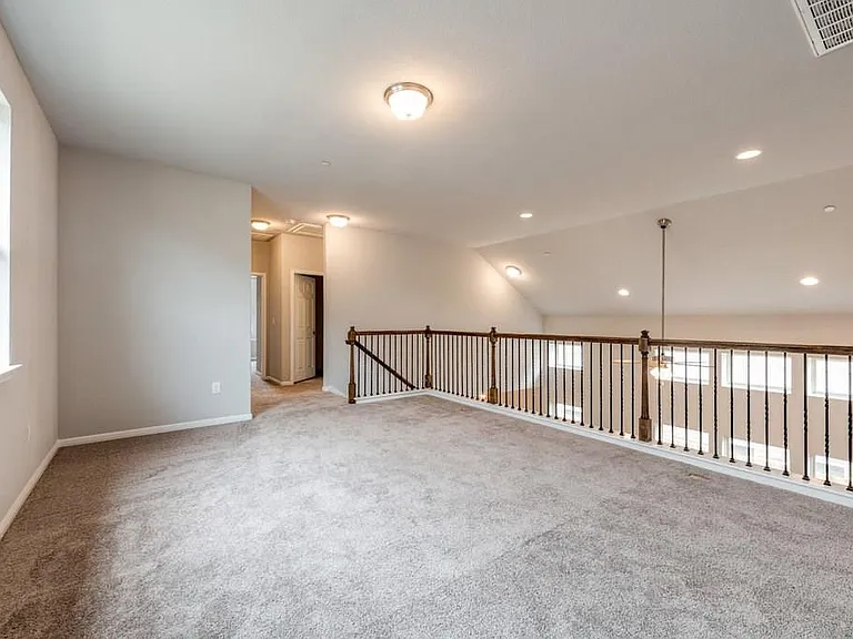 3240 E Whitestone Blvd #23 — Photo 10