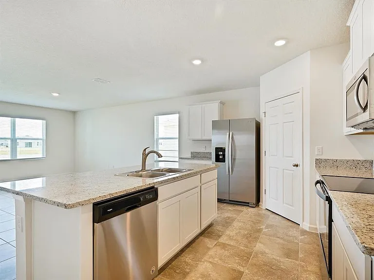 10695 SW Prato Way — Photo 10