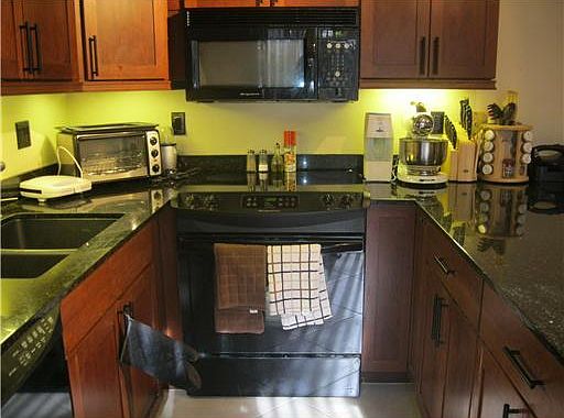 5th image of 2916 SW 11th Place