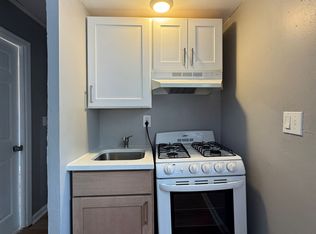 247 Weequahic Ave #2, Newark, NJ 07112