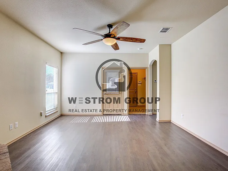 10953 Caldwell Ln — Photo 10