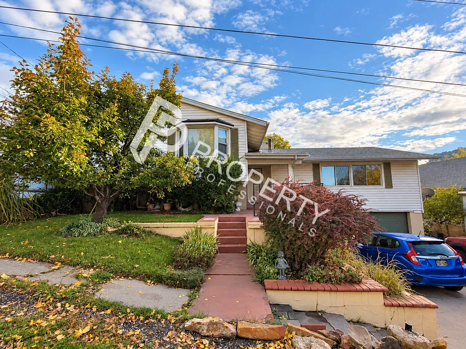 140 N B Ave