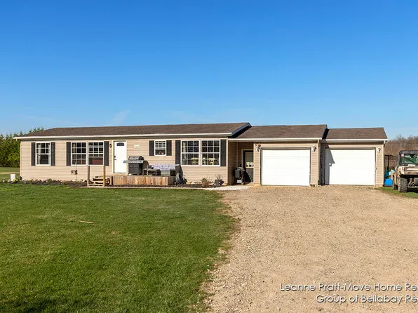 8558 Gurd Rd, Dowling, MI 49050