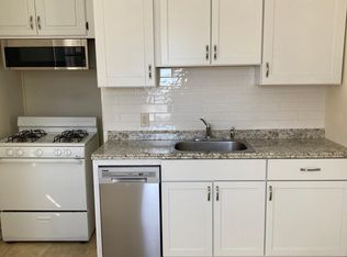 29 Campfield Dr, Fairfield, CT 06825