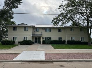 480 Jersey Ave NE, Huron, SD 57350