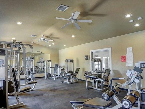 4th image of 5278 River Glen Dr Unit 416