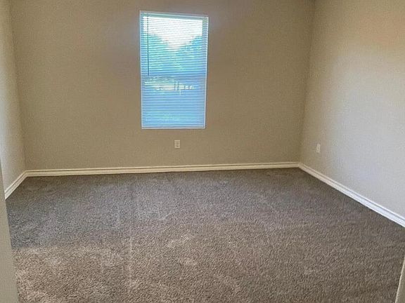 5th image of 6318 LUGLIO LN