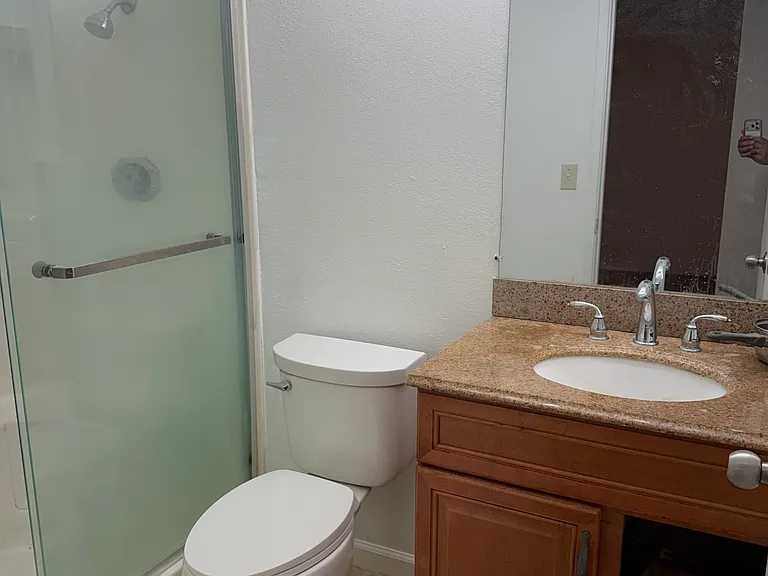 274 Helm Ct — Photo 1