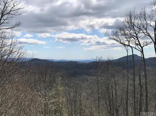 57 Birdnest Rd, Sapphire, NC 28774