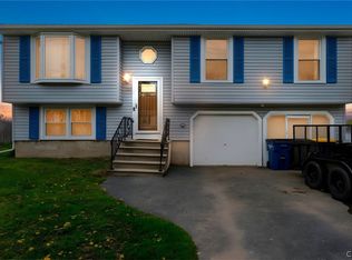126 Alhan Pkwy, Syracuse, NY 13209