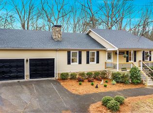 587 Cobb Rd, Chatsworth, GA 30705