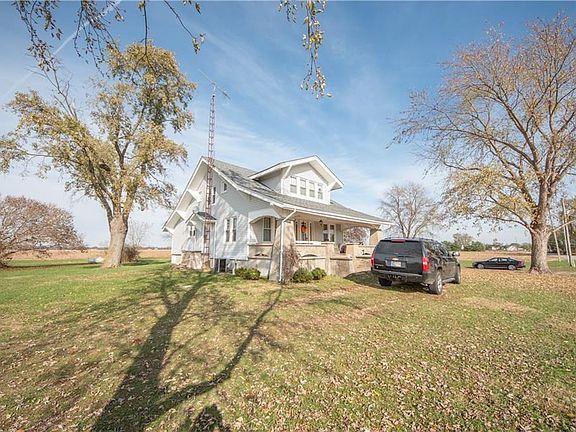 3rd image of 46 E County Road 300 N