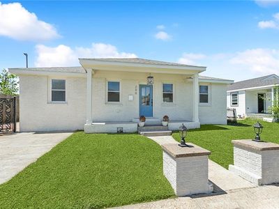 250 East Ave, Harahan, LA, 70123