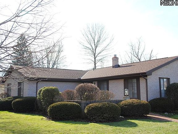 2nd image of 24505 Meadow Ln