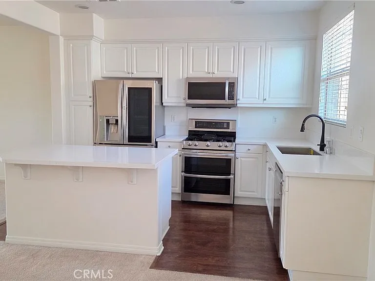 620 Asbury St — Photo 2