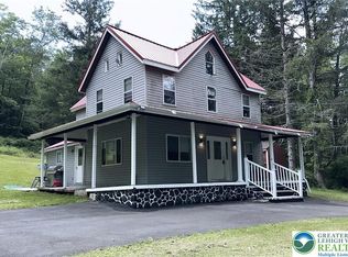 1215 Upper Seese Hill Rd, Canadensis, PA 18325