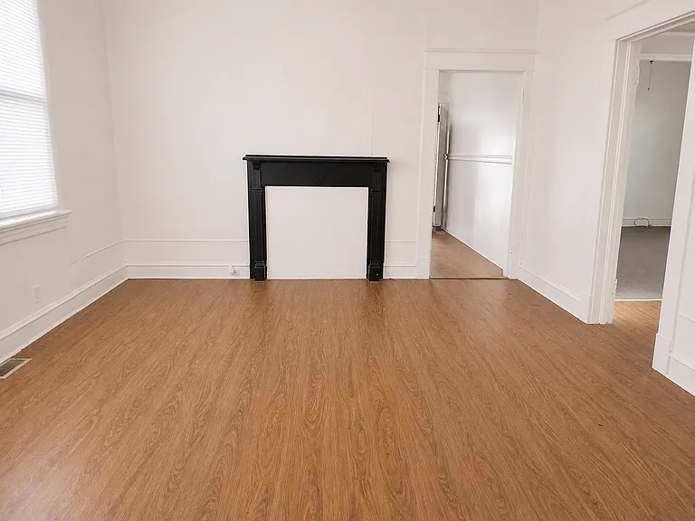 1811 Mechanicsville Tpke — Photo 3