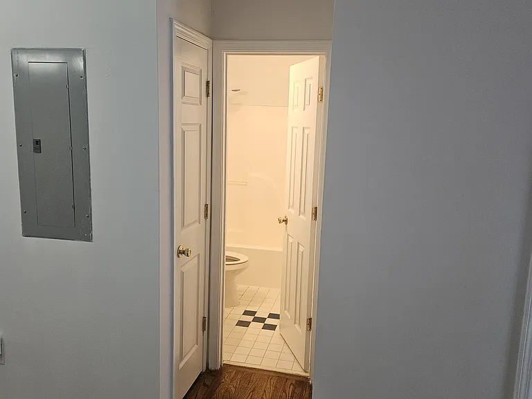 1651 Massachusetts Ave SW #22 — Photo 11