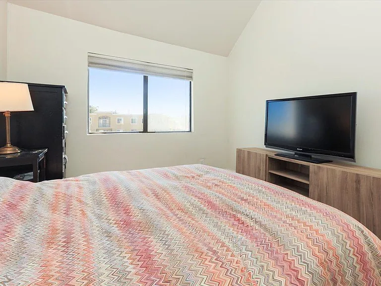 1815 Butler Ave #115 — Photo 18