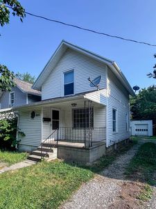 607 E Mount Hope Ave, Lansing, MI, 48910