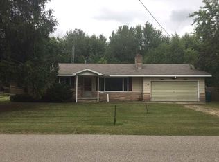 116 W 7th St, Gladwin, MI 48624