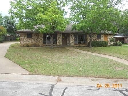 1st image of 308 Cuero Pl