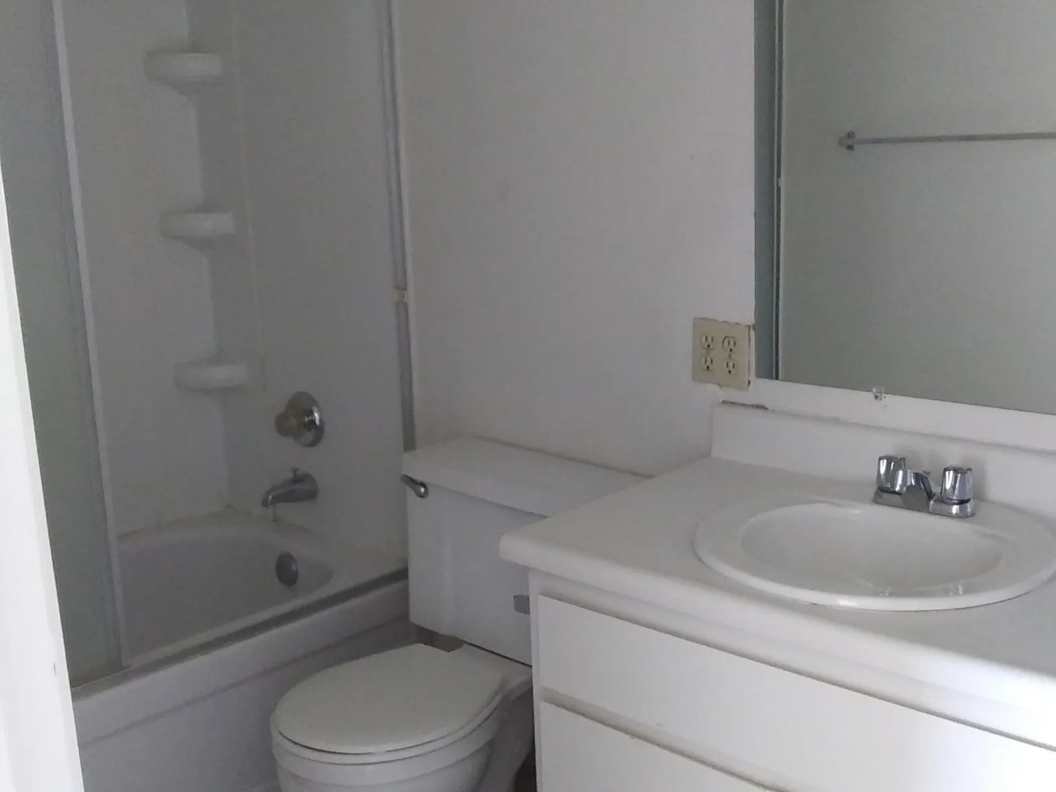 1 bed, 650 sqft, $1,195 — Photo 2
