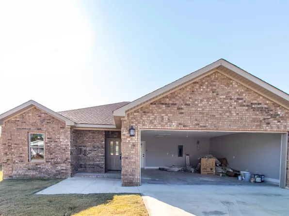 111 Redwood Dr, Bono, AR 72416