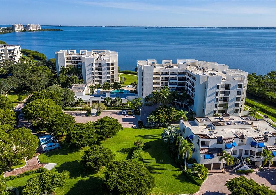 1st image of 2020 Harbourside Dr Unit 457