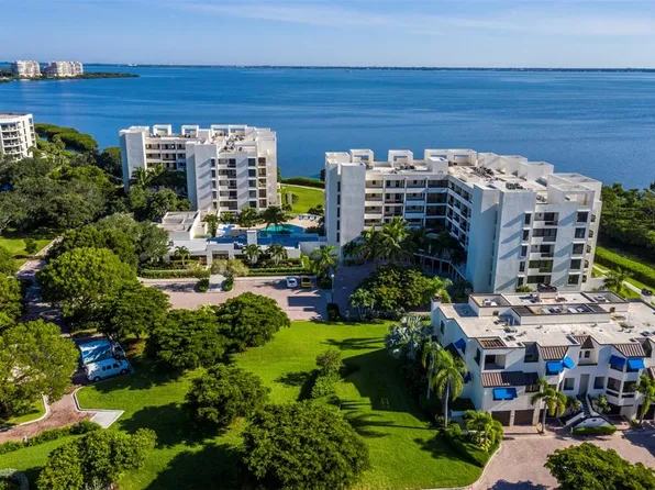 2020 HARBOURSIDE DRIVE #457, LONGBOAT KEY, FL 34228
