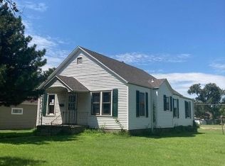1108 N Colorado St, Ellsworth, KS 67439