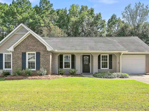 295 Cornwallis Way, Fayetteville, GA 30214