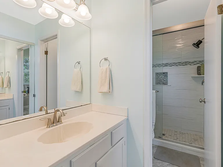 14 Wood Duck Pond Rd — Photo 10