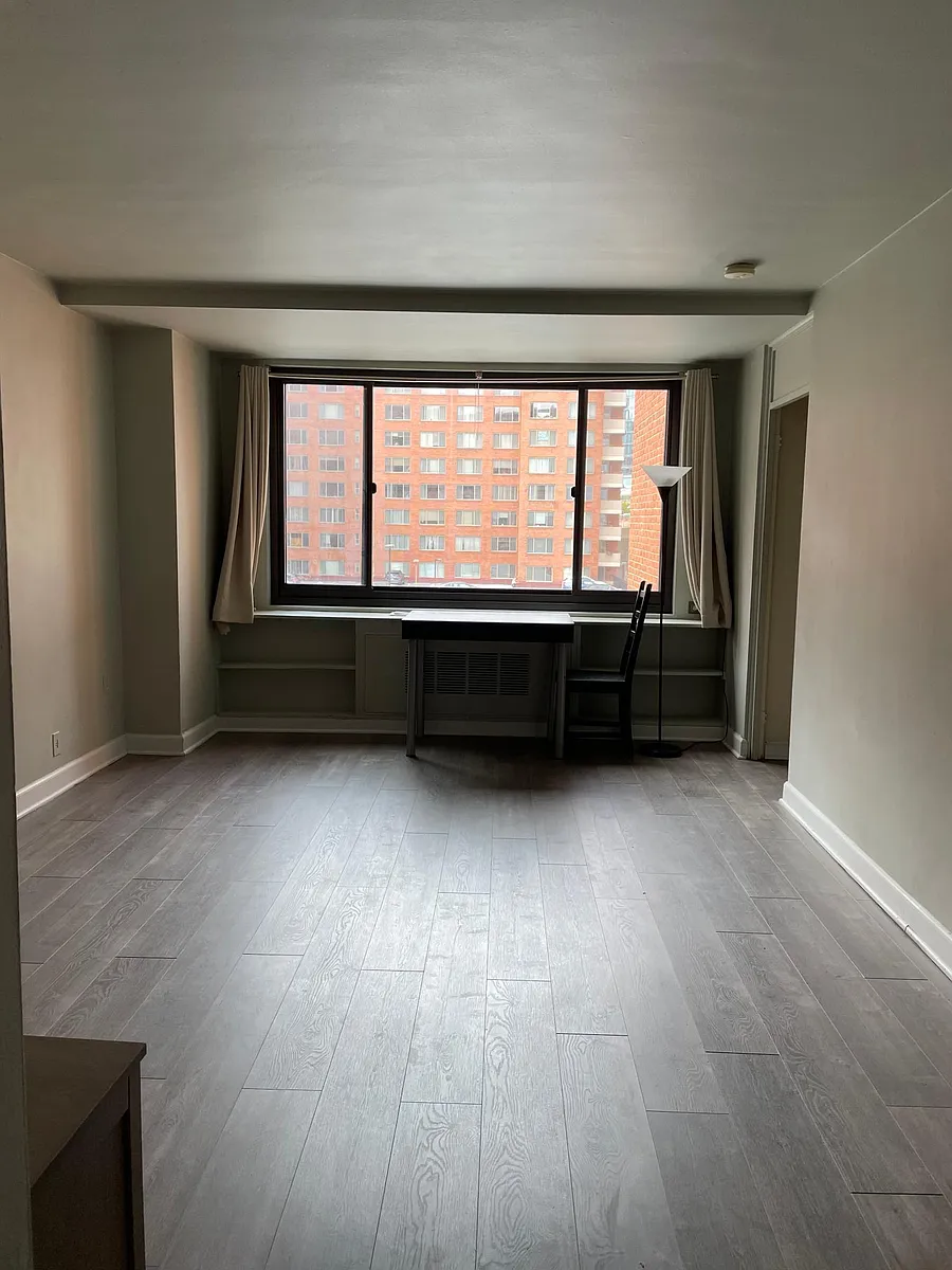 Building Photo - 1021 Arlington Blvd #517