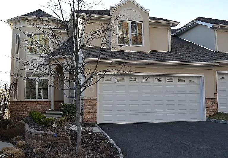 7 Sichel Ct — Photo 1