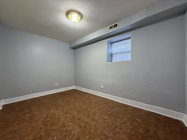 1236 S Christiana Ave #G — Photo 8