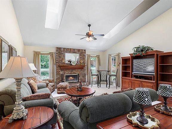 4th image of 7013 Double Eagle Ln